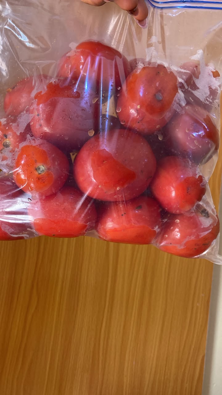 Fresh Tomatoes ( 2kg)